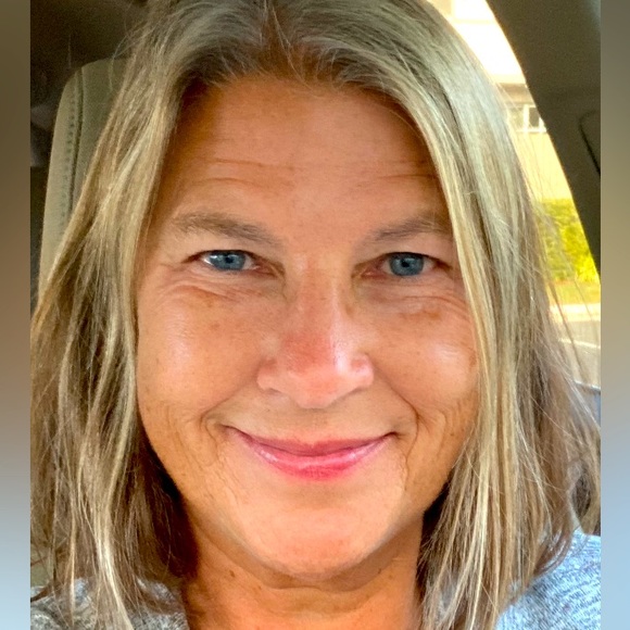 Meet your Posher, Barb - Picture 1 of 1